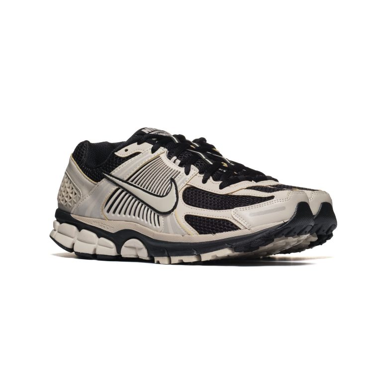 Nike ZOOM VOMERO 5 MET