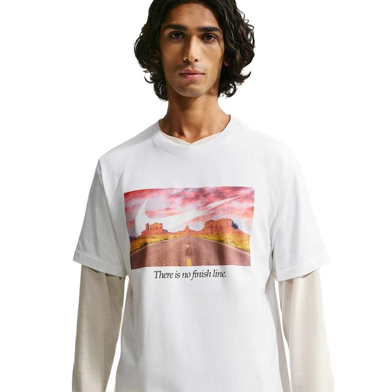Nike M NSW CLUB TEE PHOTO IV4888-100