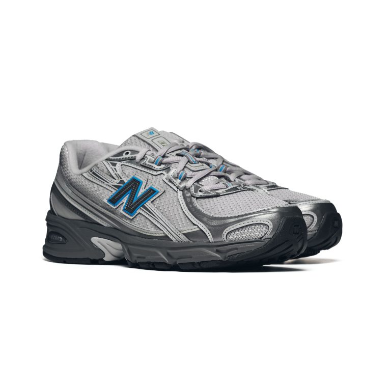 New Balance U740869